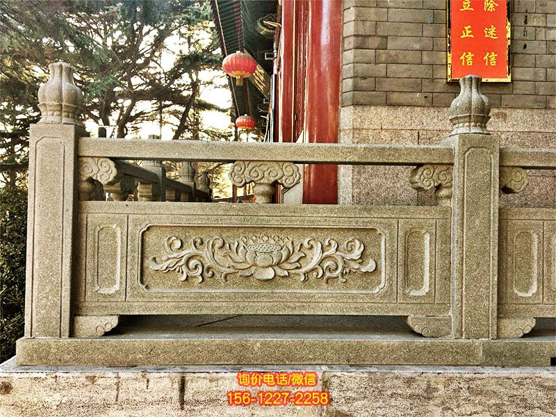 佛教寺院大殿臺(tái)階花崗巖雕刻防護(hù)欄桿